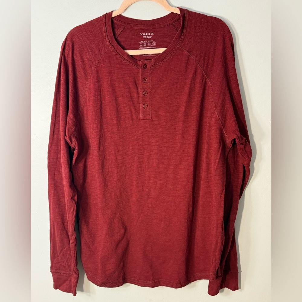 Vince men’s size Large 4 button Henley in Burgandy